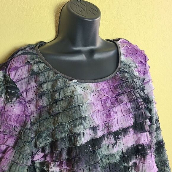 NY Knits Ruffled Top - Picture 3 of 8